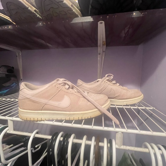 Nike dunk pink & suede size 8
